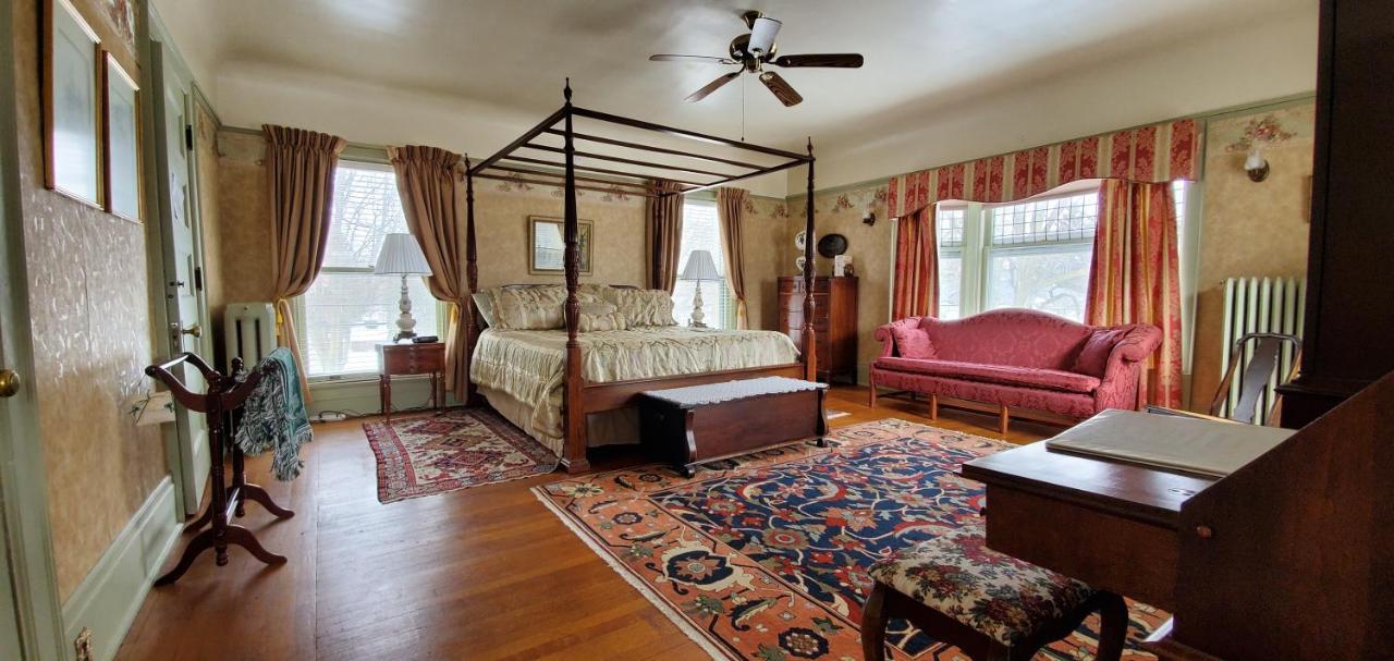 Bed & Breakfast Saravilla Bed & Breakfast 3*