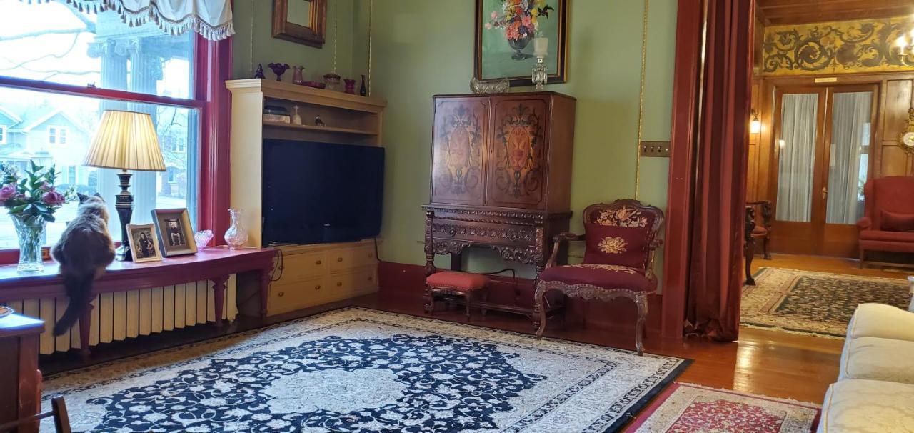 Saravilla Bed & Breakfast